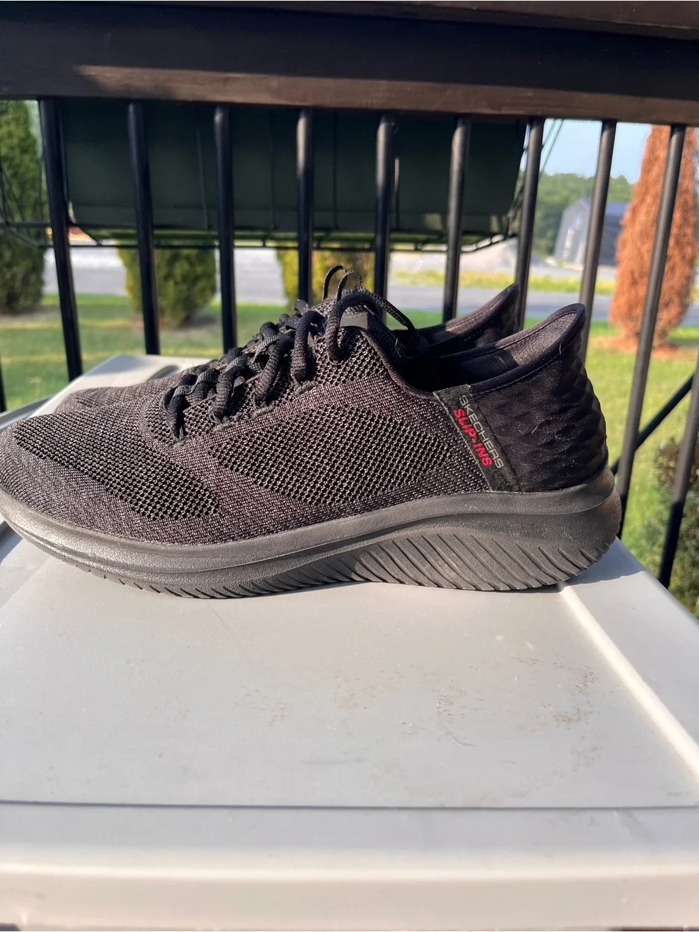 Men’s Black Skechers Sneakers